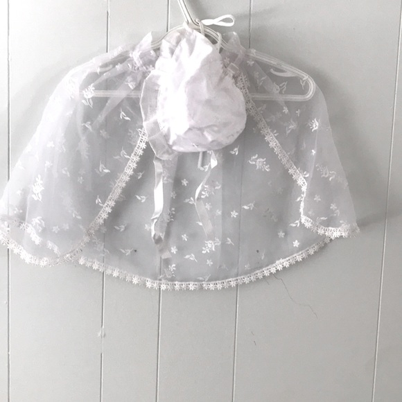 Silk and crinoline gown - Picture 2 of 2